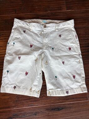 Men's Tommy Bahama Cream Embroidered "Lobster & Beer" Shorts - Size 34